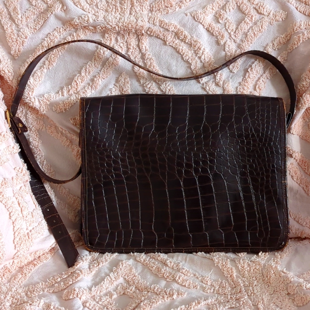 Vintage Croc Embossed Stylish Messenger Bag